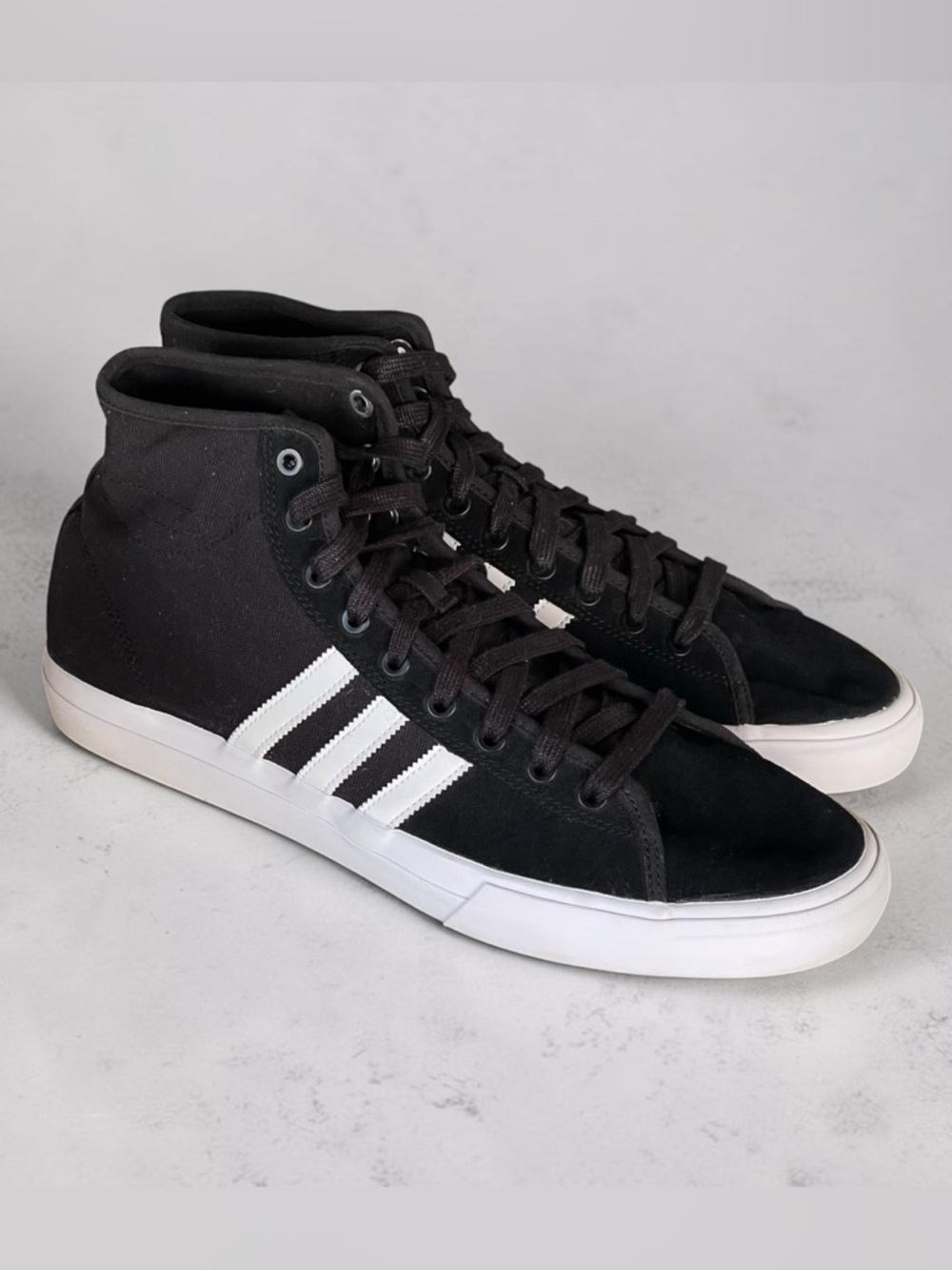 adidas Matchcourt Men’s Black High-Top Sneakers White Stripes Sz 13 Skateboarder